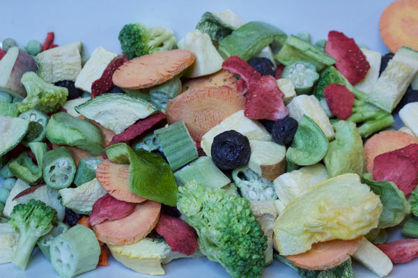Organic Freeze Dry Fruit and Veggie  Large Chop For Parrots and Birds.