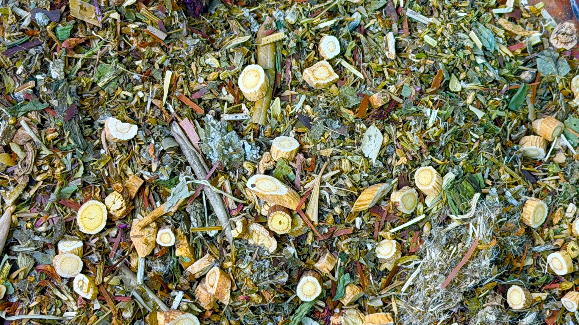 Runzas organic bird food for parrots and small birds