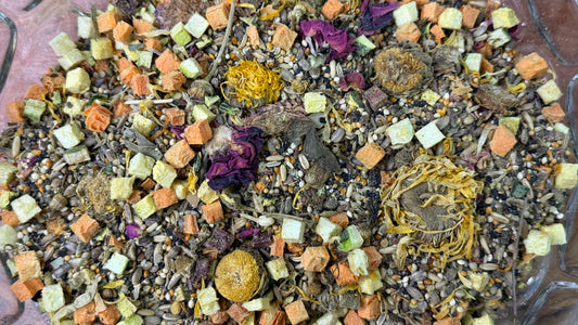 Runzas organic bird food for parrots and small birds